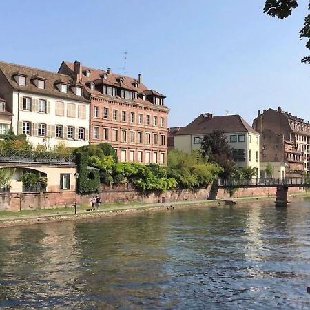 Le Studio Du Quai Des Pecheurs - Charmant Duplex Sur Les Quais Straßburg Exterior foto